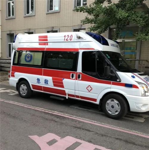 惠山选择我们的救护车出租,开启安心转院之旅